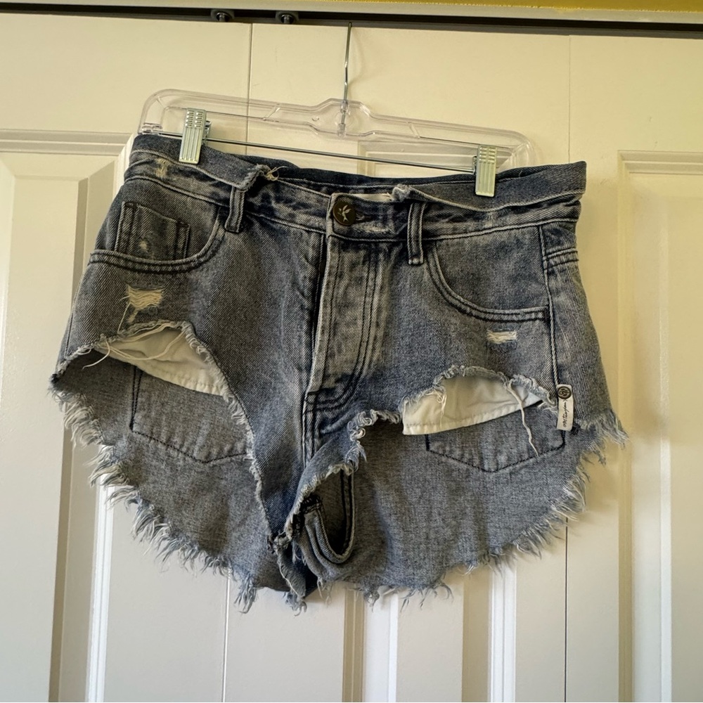One Teaspoon Frayed Hem Jean Shorts